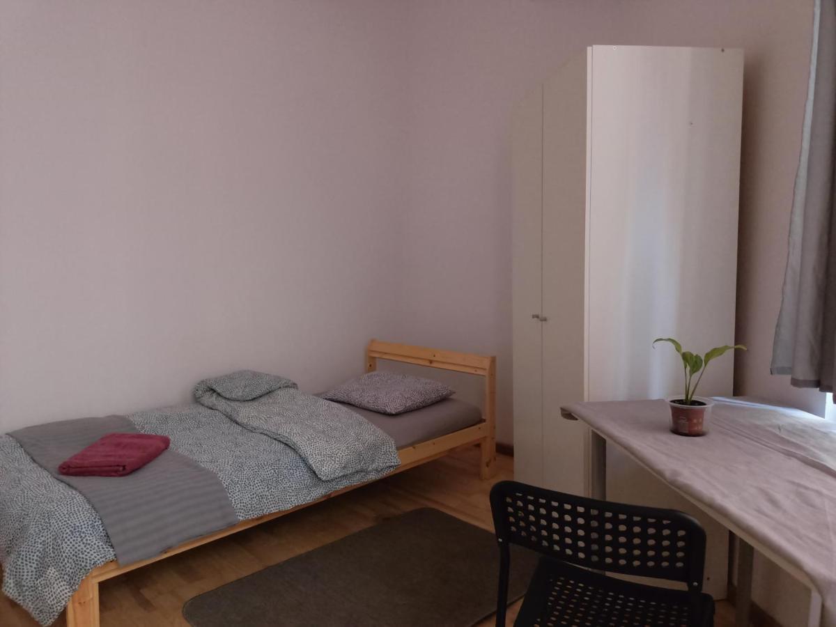 Cruz Mieszkanie Pokoje Centrum Przytulny Czysty Lokal Na Noc Łódź Kültér fotó